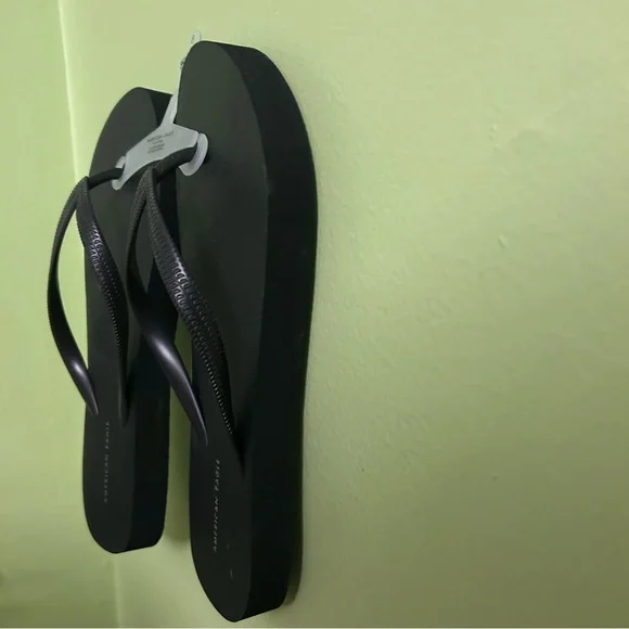 American Eagle Outfitters Black Sandals - Picture 3 of 3